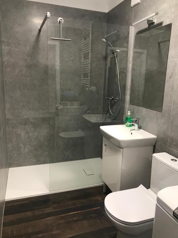Kawalerka Na Targowej Apartment Torun Luaran gambar