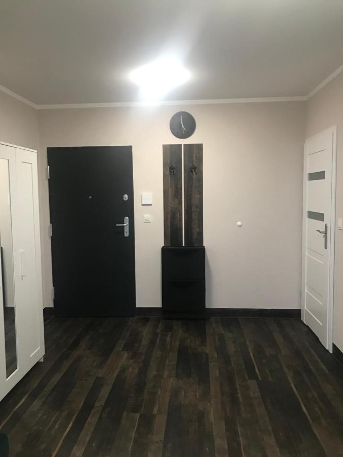 Kawalerka Na Targowej Apartment Torun Luaran gambar