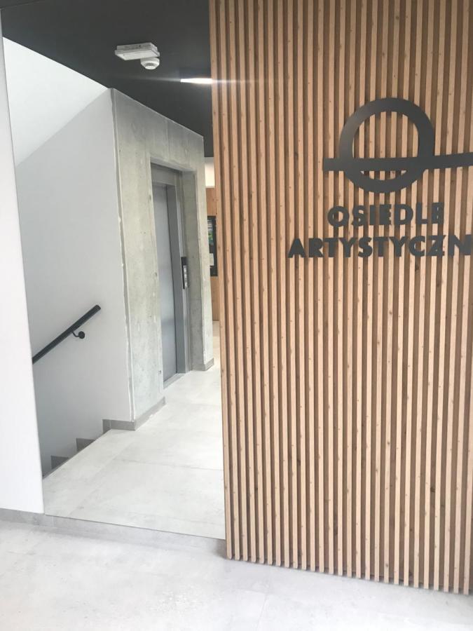 Kawalerka Na Targowej Apartment Torun Luaran gambar